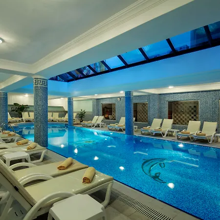 Üdülőközpont Galeri 5*